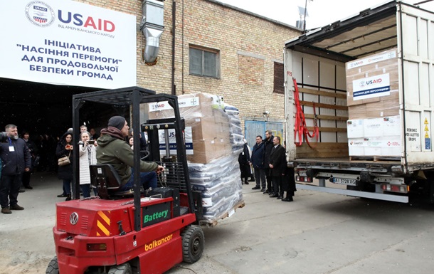 Заморожена допомога. На що йшли гроші USAID