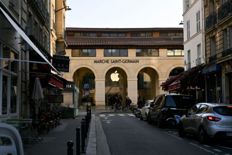 Франція оштрафувала Apple на €150 млн