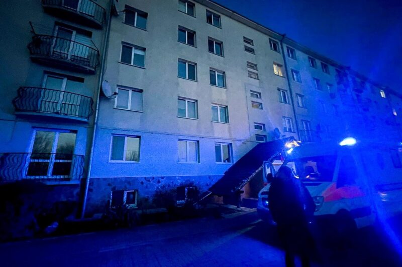 На Рівненщині п’ятирічна дитина випала з вікна та загинула
