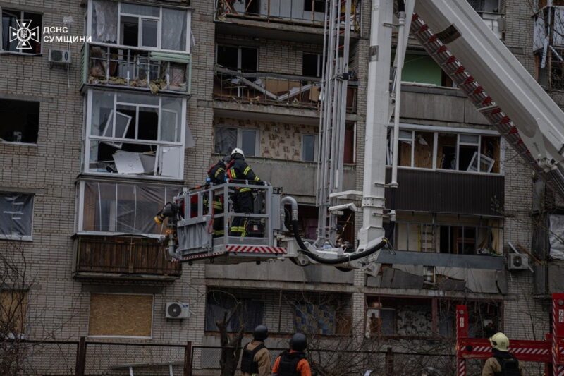 Удар по Сумах: у місті понад 100 постраждалих