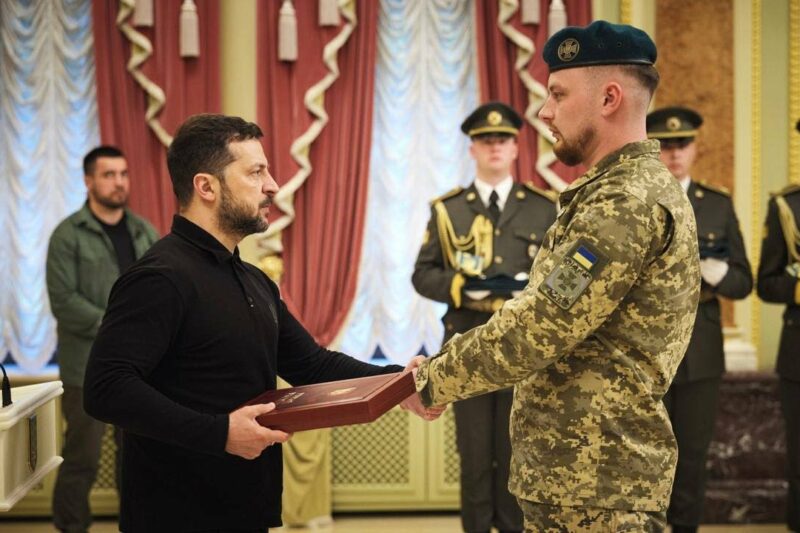 Володимир Зеленський вручив нагороди українським прикордонникам