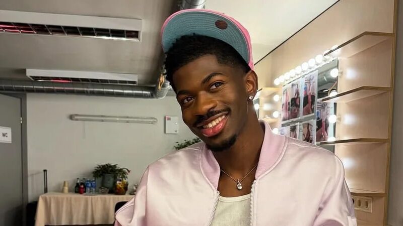Lil Nas X потрапив до лікарні з частковим паралічем обличчя