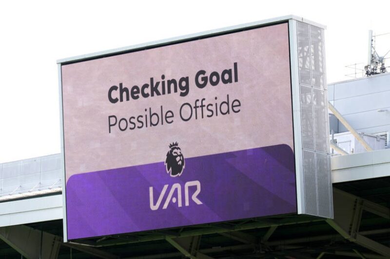 Майже 100 відсотків: УЄФА визнає точність суддівських рішень з VAR