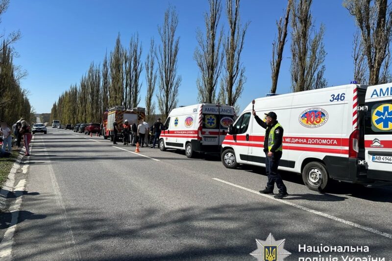 На Вінниччині у ДТП постраждали семеро пасажирів автобуса