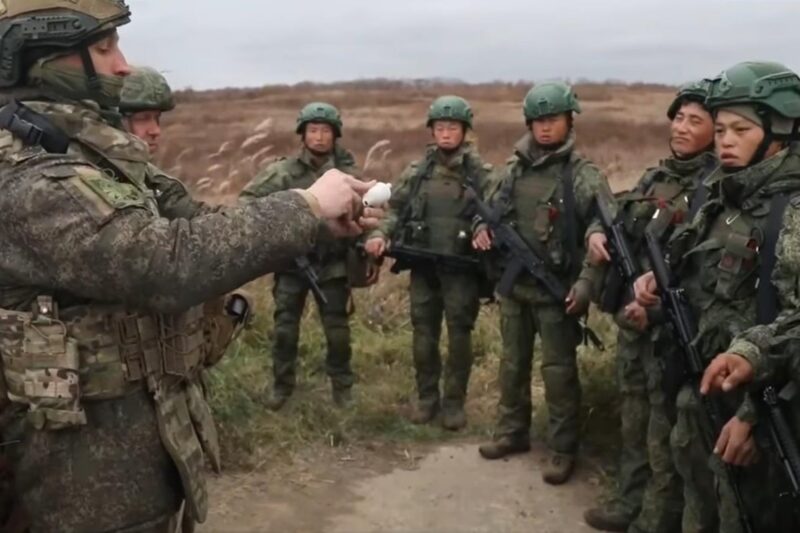 Пропагандисти РФ показали підготовку солдатів КНДР