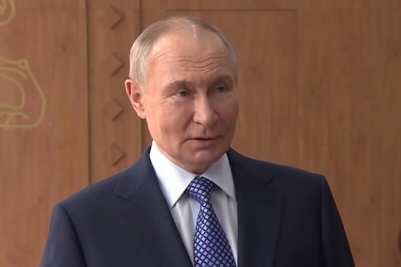 Путін доручив “розібратися” з пропозицію України