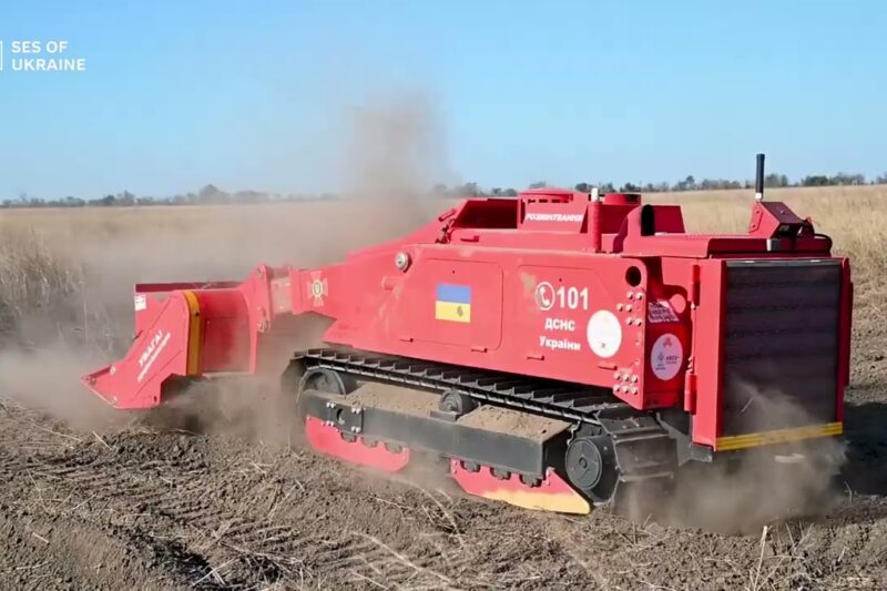 Республіка Корея передала ДСНС України чергову партію інженерної техніки