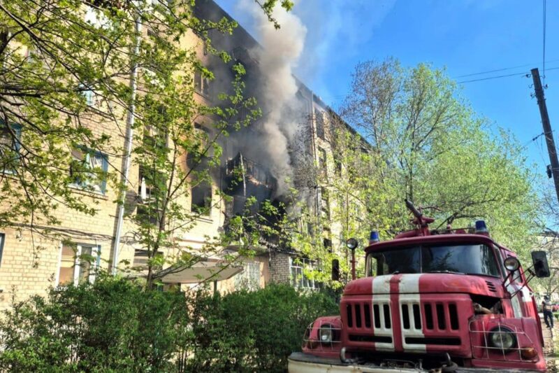 Росіяни атакували селище під Куп’янськом, загорівся будинок