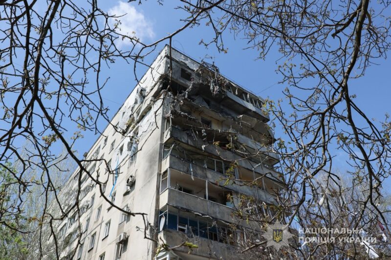 Росіяни вдарили по Запоріжжю двома ФАБ-500