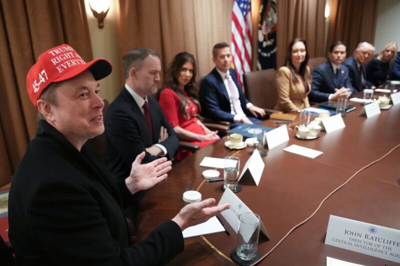 Самі збитки. Маску набридла робота на Трампа