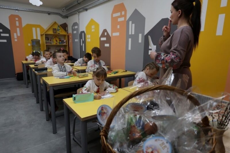 Третю підземну школу відкрили у Харкові