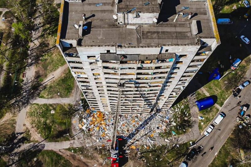 У Харкові завершили аварійно-рятувальні роботи після обстрілу міста