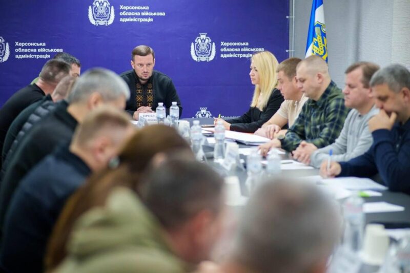 У Херсонській області заборонили вмикати світло вночі на Великдень