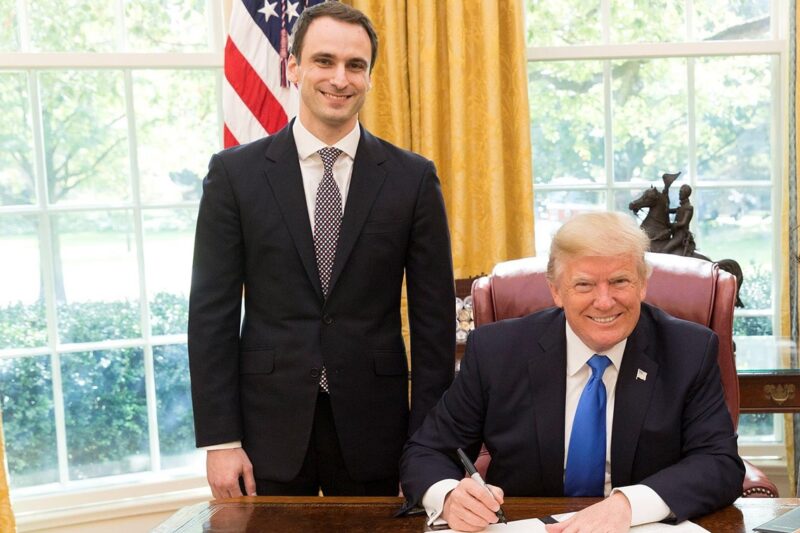 У Трампа заявили, що технології США можуть “маніпулювати простором і часом”