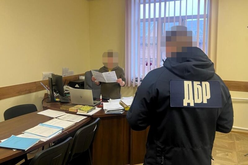 У Вінниці арештували посадовицю ТЦК за побиття чоловіка з бронюванням