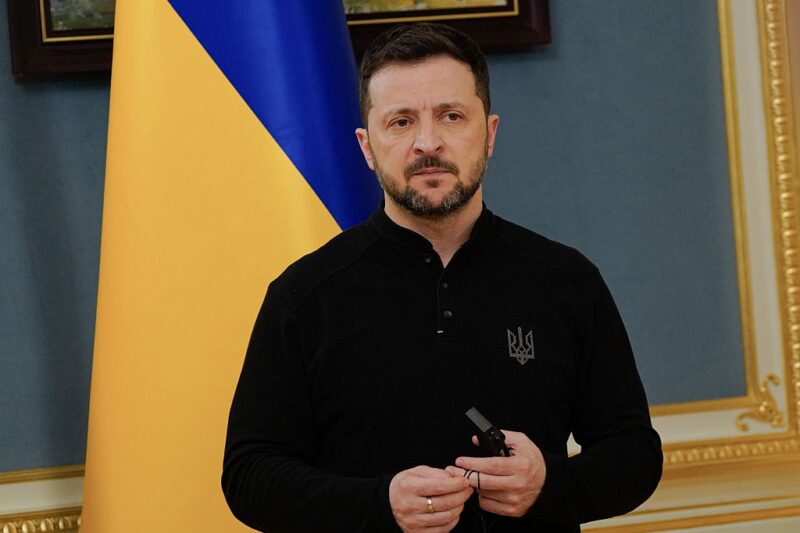 Зеленський пообіцяв “відповідь” за удар по Сумах