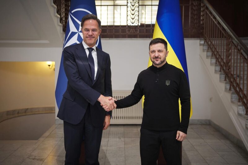 Зеленський зустрівся з генсеком НАТО в Одесі