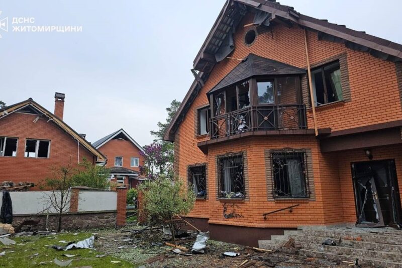 Атака дронів: на Житомирщині пошкоджені будинки