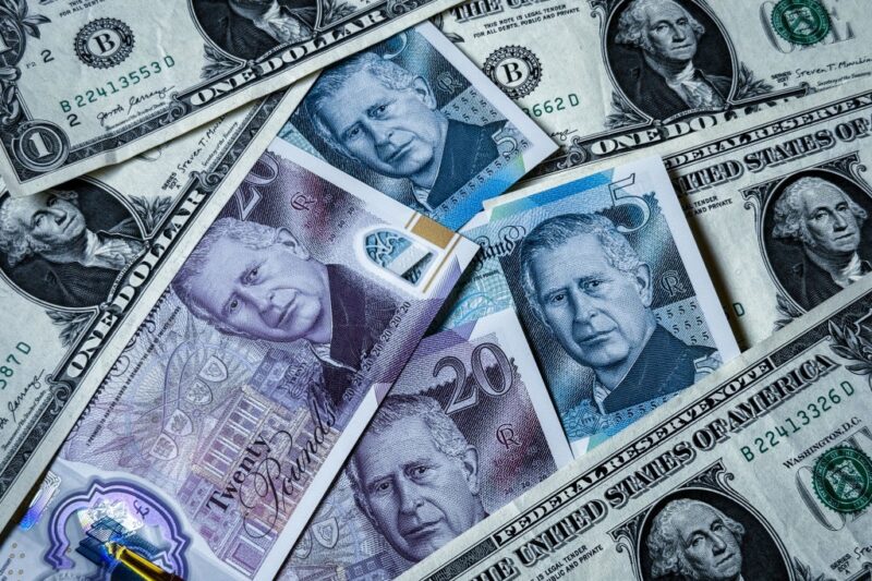 Фунт досяг максимуму 2022 року, “завдяки” Трампу