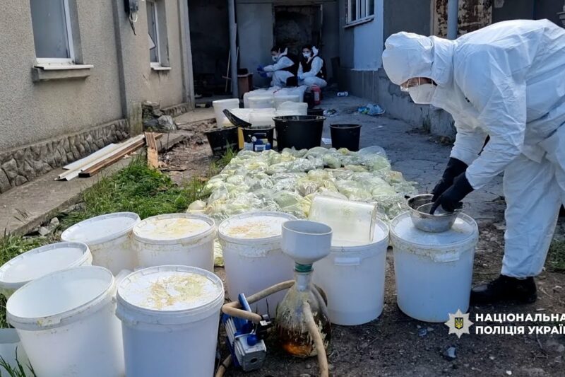 Нацполіція знешкодила злочинну організацію та вилучила понад 17 млн доз наркотиків