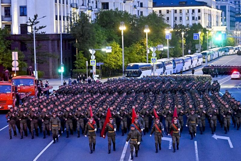МЗС зробило заяву щодо параду 9 травня в Москві