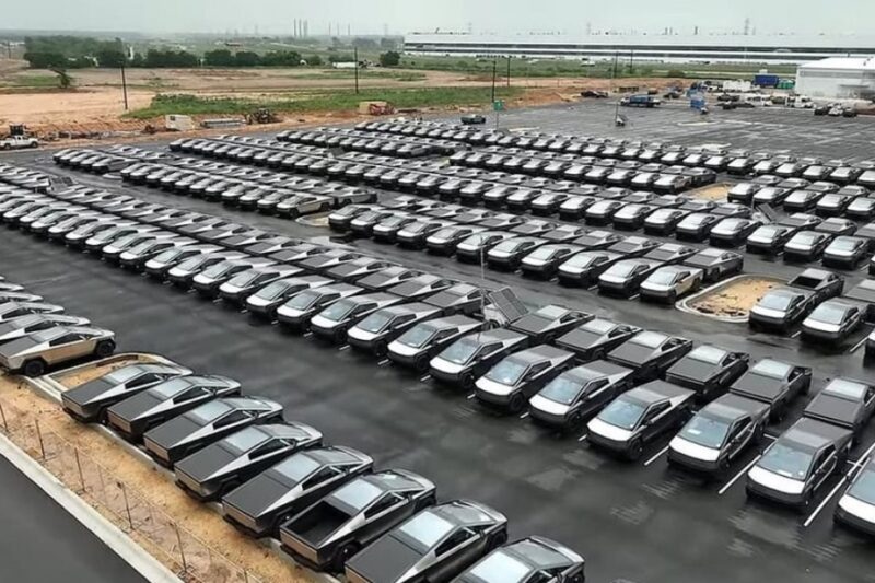 На складі Tesla накопичено більше 10 тисяч непроданих пікапів Cybertruck
