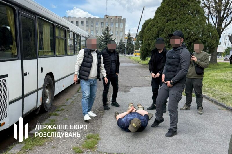 На Закарпатті правоохоронець продавав ухилянтам маршрути прикордонників