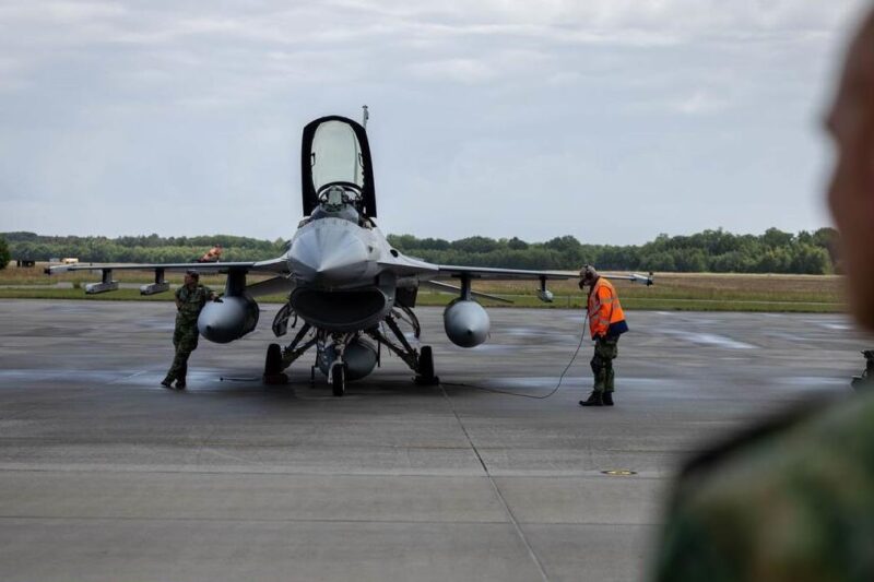 Нідерланди передали Україні останню партію F-16