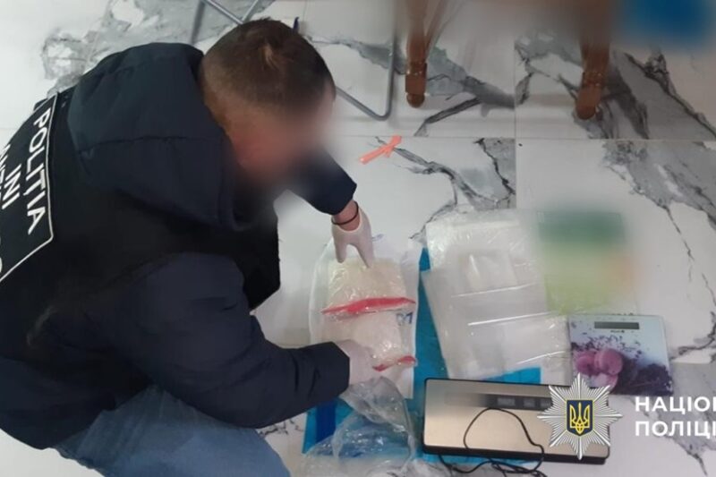 Поліція перекрила наркотрафік з України в Молдову
