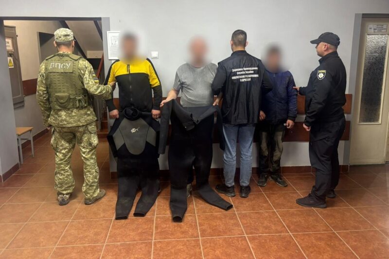 Прикордонники затримали двох “вололазів” на Закарпатті
