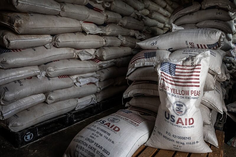 США утилізують рекордні запаси їжі на складах USAID – ЗМІ