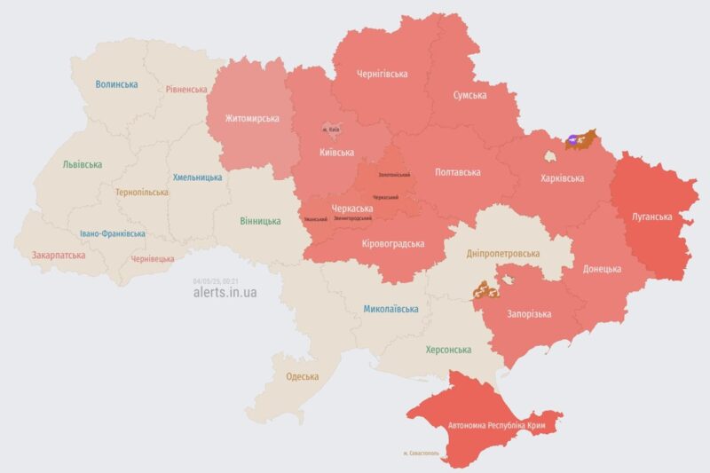 У Черкасах та Києві пролунали вибухи