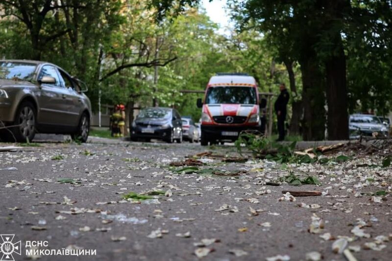 У Миколаєві прогримів вибух у багатоповерхівці