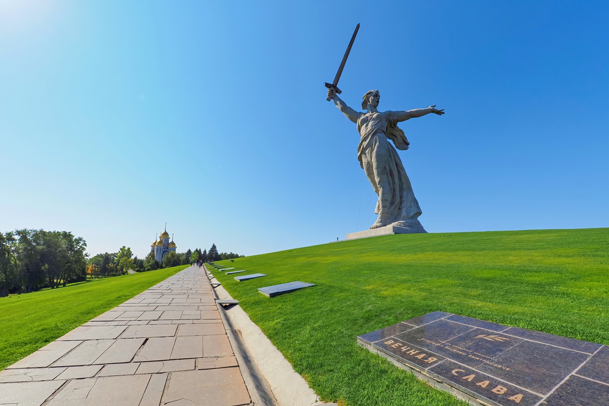 Новини світу - В РФ виявили труп всередині монумента Батьківщина-Мати