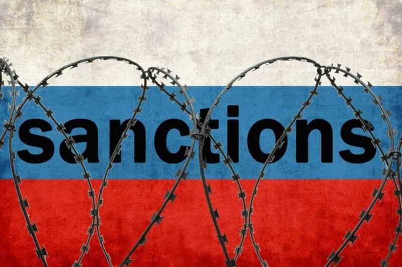 ЄС активно розробляє 18-й пакет санкцій проти РФ. Що він міститиме