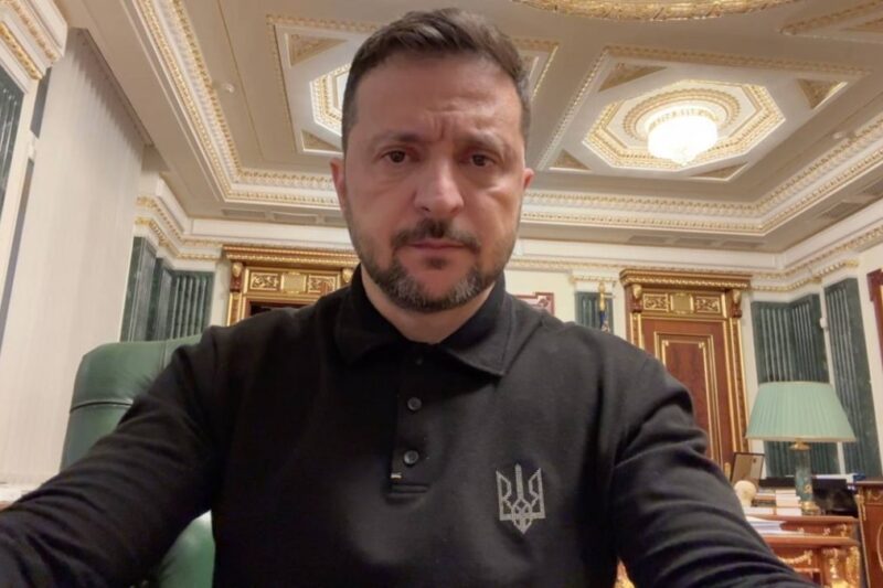 Зеленський озвучив деталі трьох санкційних пакетів