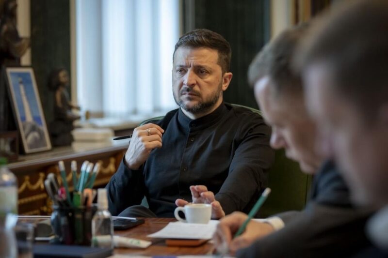Зеленський провів переговори зі Стуббом