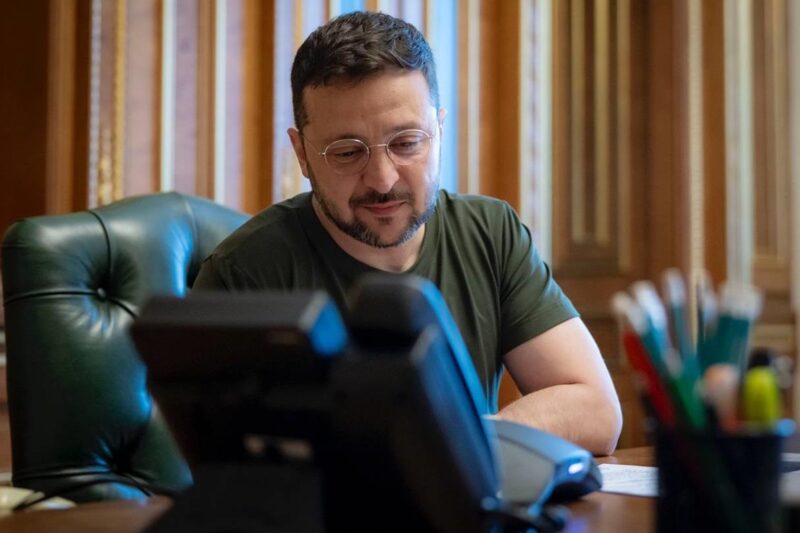 Зеленський вперше поговорив Папою Левом XIV
