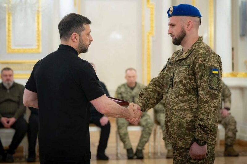 Володимир Зеленський відзначив нагородами українських воїнів