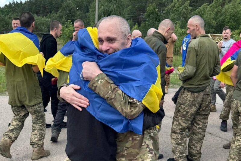 “Поставив конкретні завдання”: Зеленський анонсував нові обміни полоненими