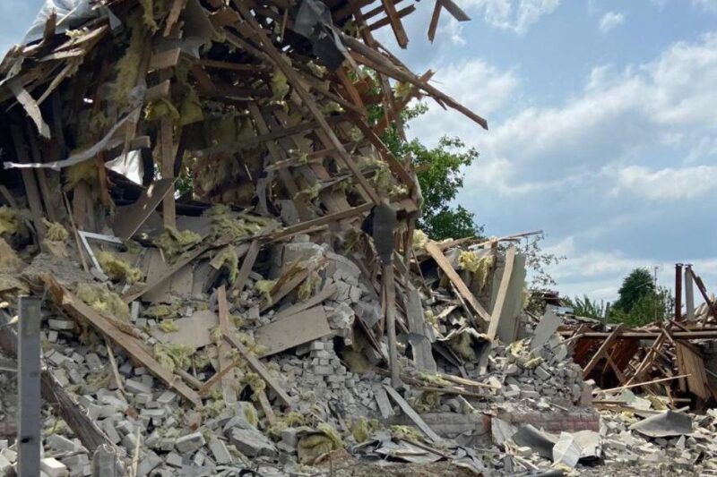 Росіяни завдали авіаудару по Куп’янську, є жертва
