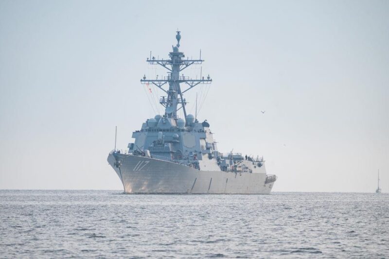 США збільшили угруповання есмінців у Середземномор’ї