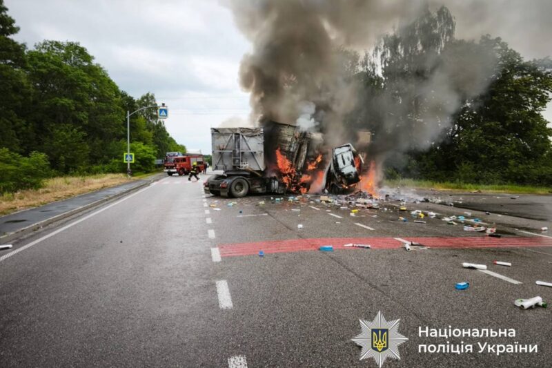 У ДТП на Вінниччині загинули двоє людей