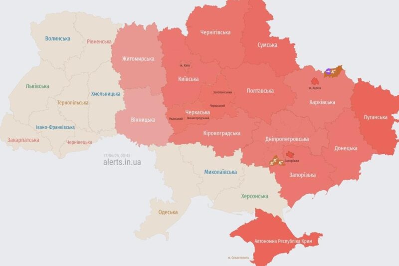 У Києві пролунали вибухи, є постраждалі
