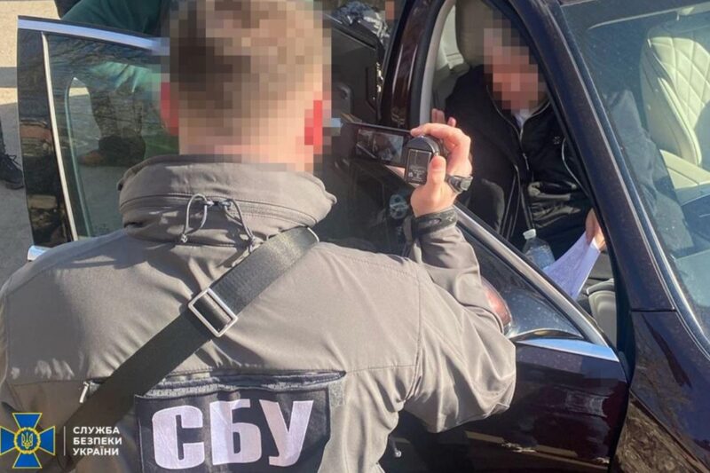 У міськраді Одеси вкрали гроші на поховання воїнів