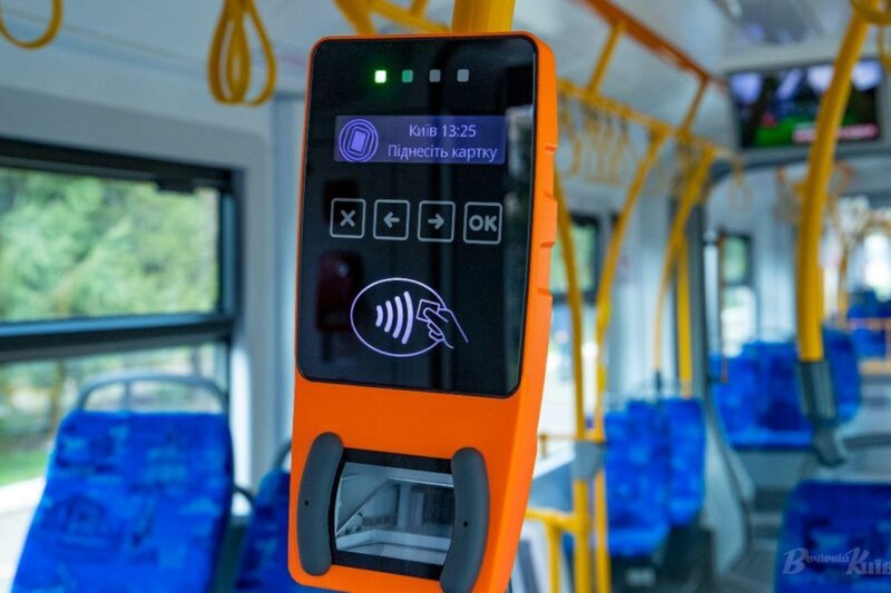 У наземному транспорті Києва не працює оплата QR-квитками