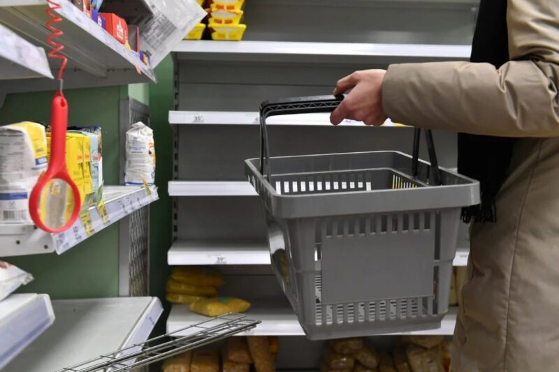 У РФ наростає продовольча криза, заборгованість за зарплатою досягла піку