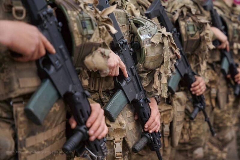 Доброволець з Угорщини загинув на війні в Україні – ЗМІ