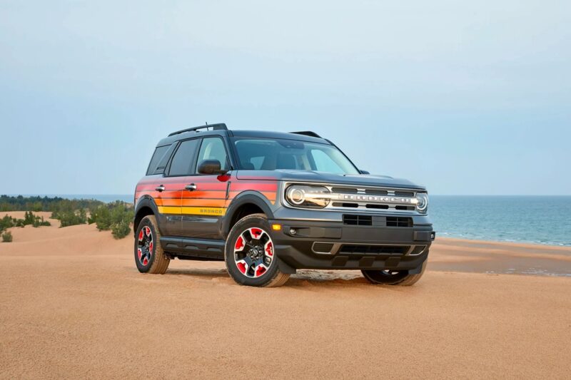 Ford відкликає понад 694 тисячі кросоверів через ризик займання пального