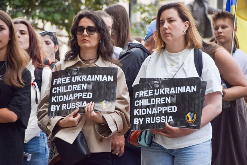 Конгрес США вимагає від Росії повернути викрадених українських дітей